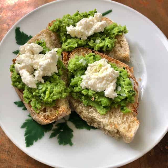 Sweet Pea Ricotta Bruschetta