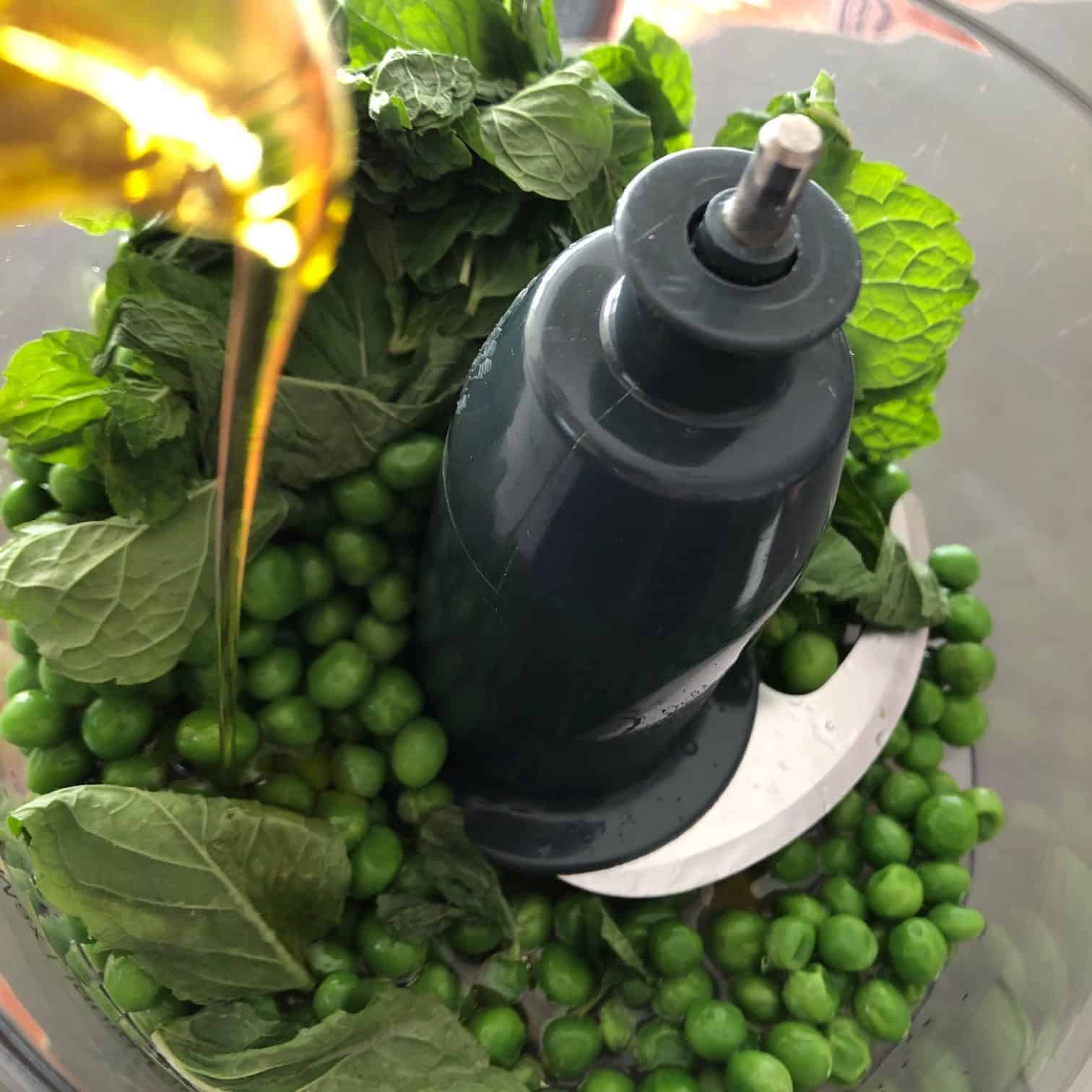 peas with oil