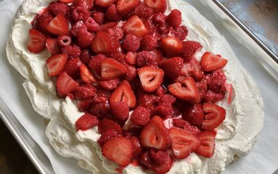 Roasted Berry Pavlova