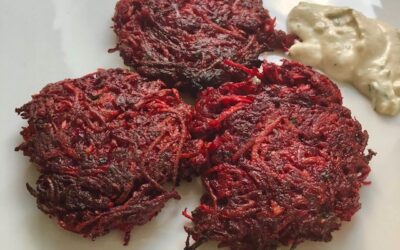 Yammy Beet Fritters with Yogurt Sauce